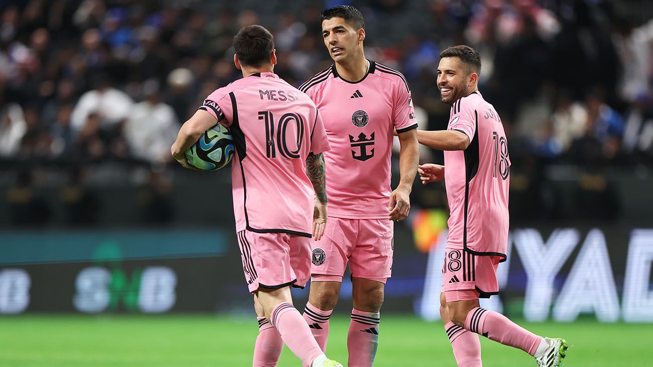 Leo Messi, Luis Suárez y Jordi Alba ante Al Hilal