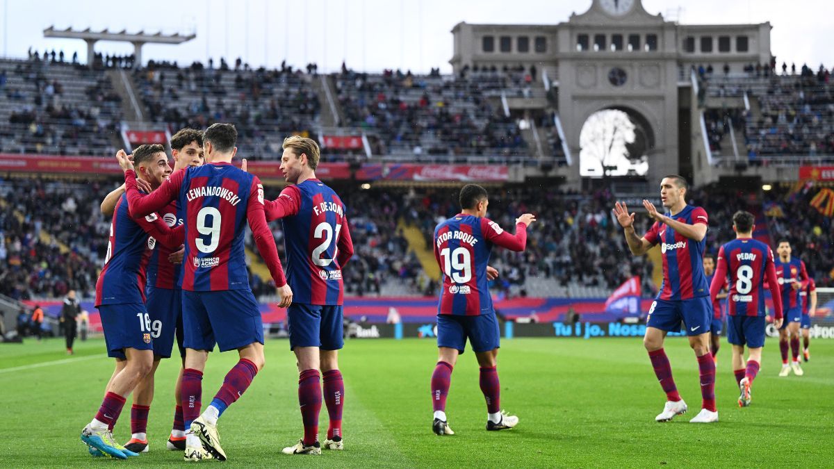 Los jugadores del FC Barcelona celebran un gol en Balaídos