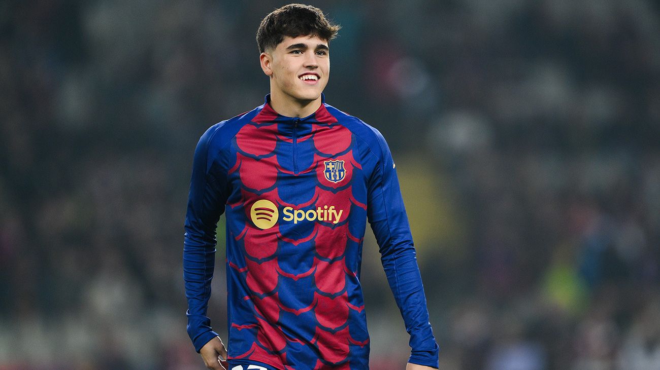 Pau Cubasí con la camiseta del FC Barcelona