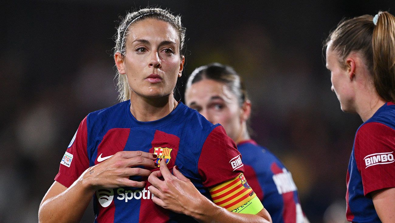 Alexia Putellas durante un partido con el Barça