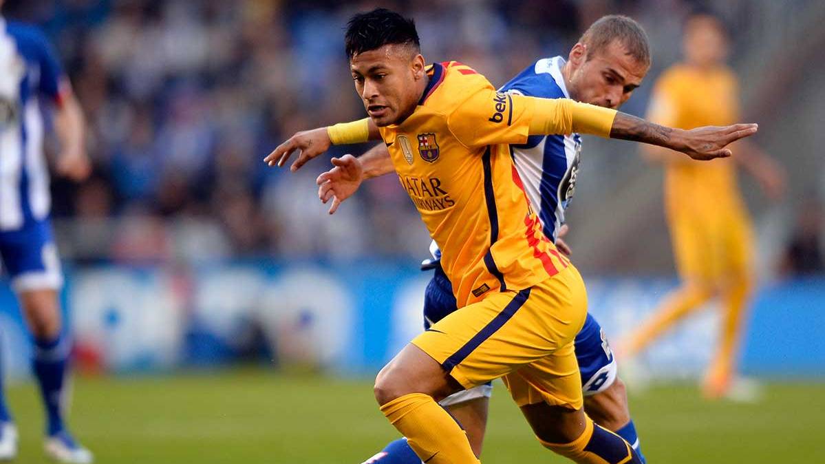 Neymar Jr durante un momento del partido ante el Deportivo de la Coruña