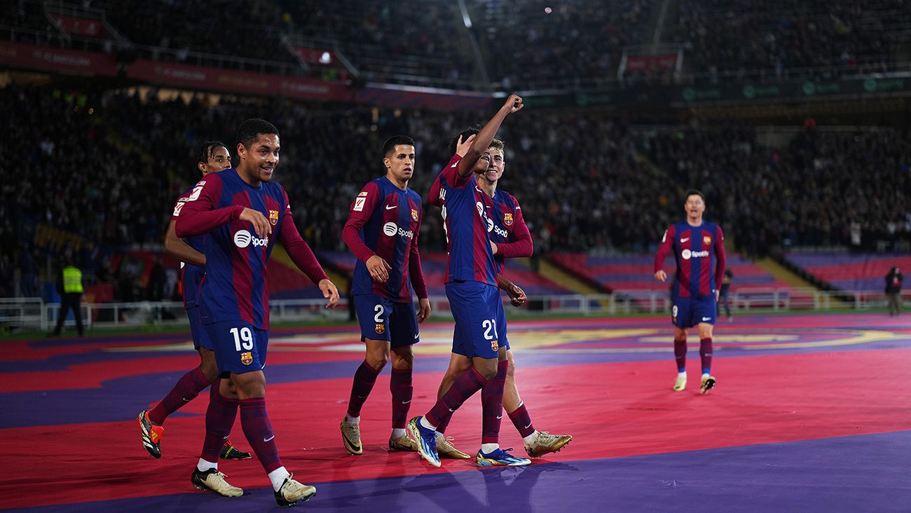 Los jugadores del Barça celebran un gol