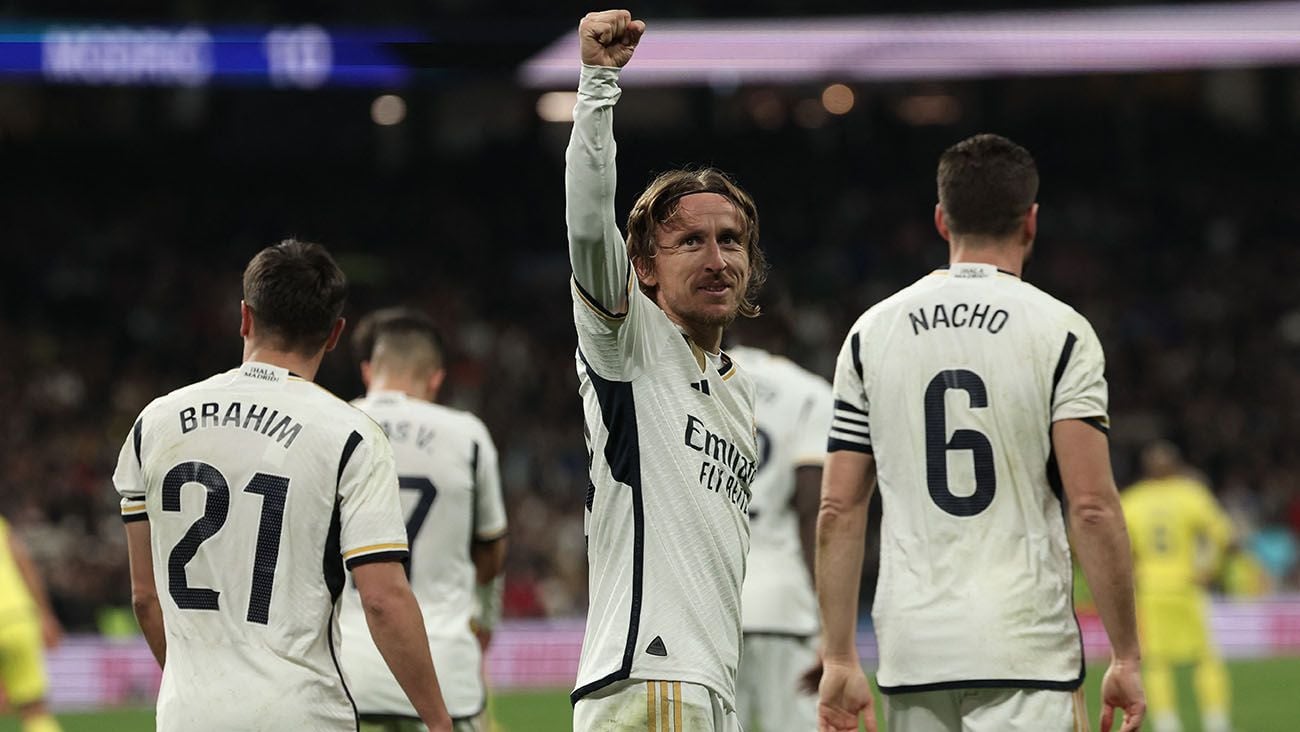 Luka Modric festejando un gol con el Real Madrid