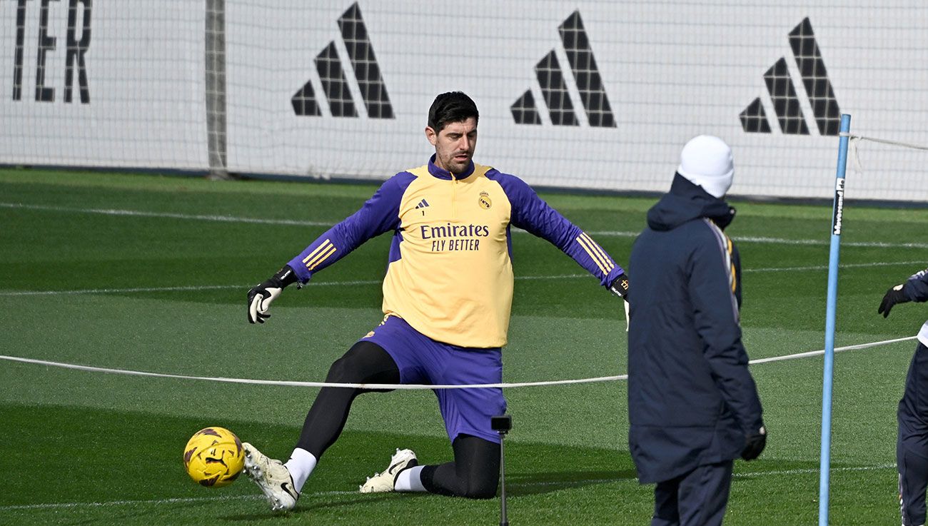 Thibaut Courtois durante un entrenamiento