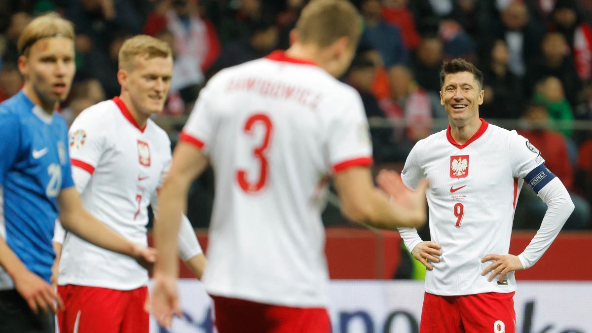 Lewandowski en un partido con Polonia