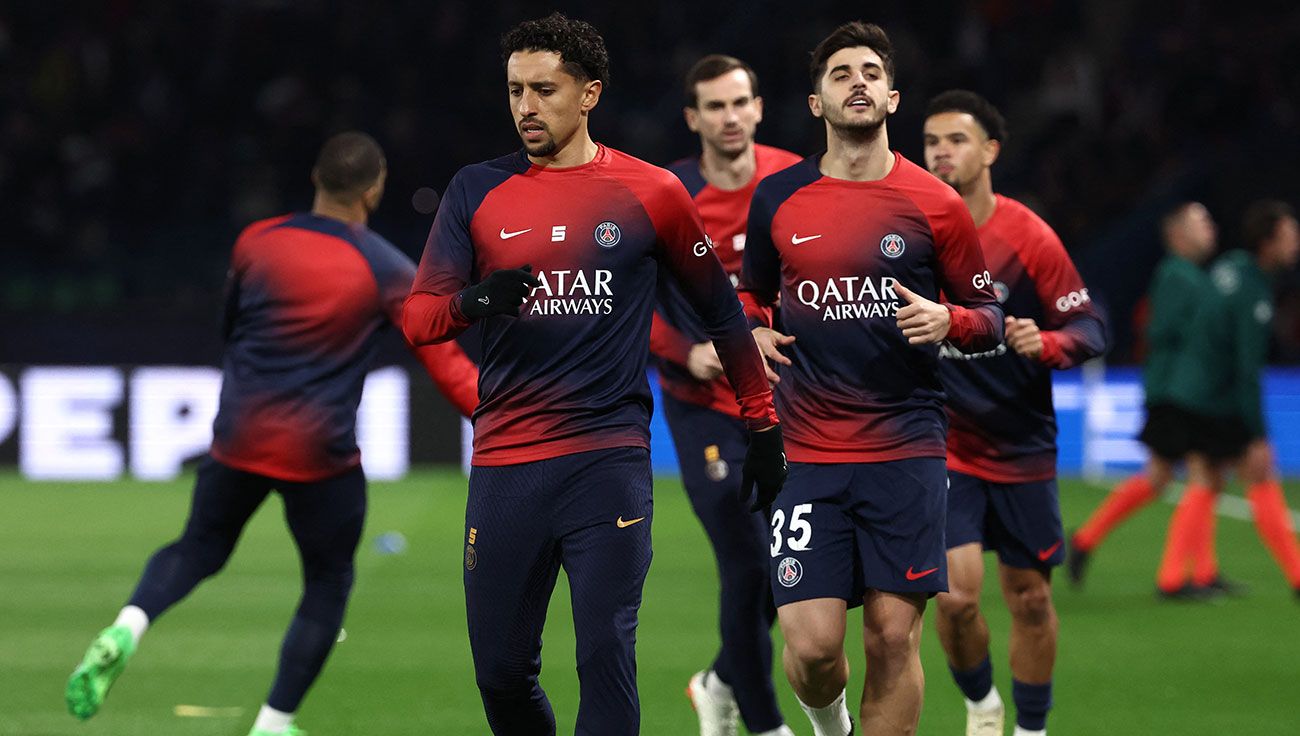 Marquinhos durante un calentamiento con el PSG