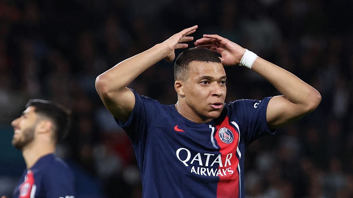 Kylian Mbappé en el empate del PSG contra el Clermont