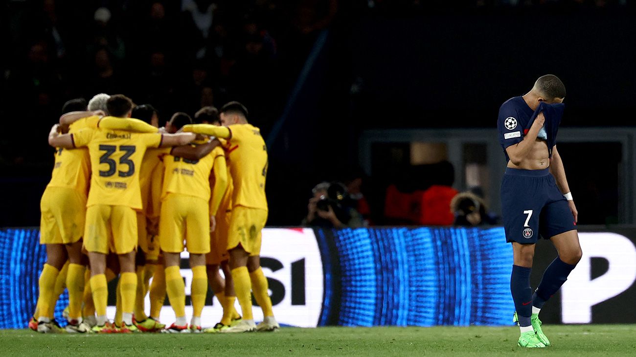 Mbappé lamentandose un gol del Barça