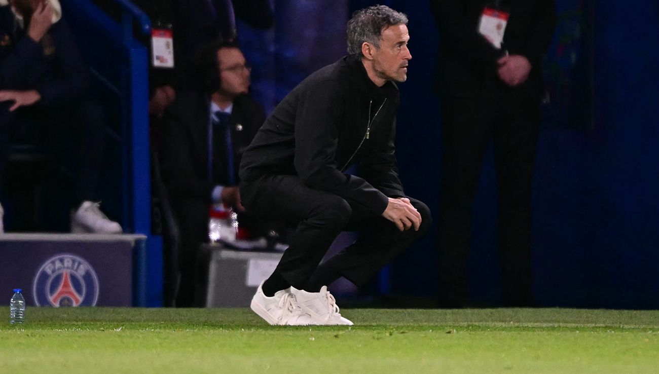 Luis Enrique durante un partido con el PSG