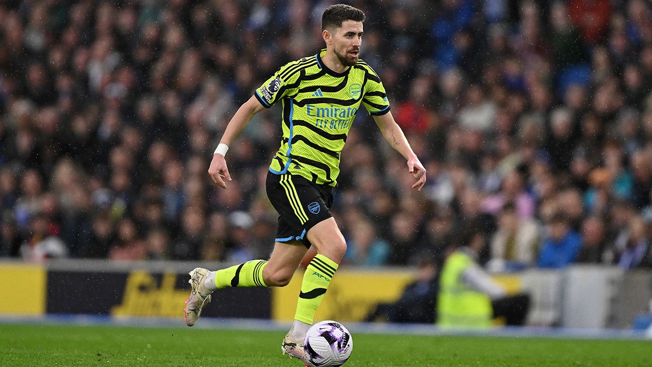 Jorginho in a match with Arsenal