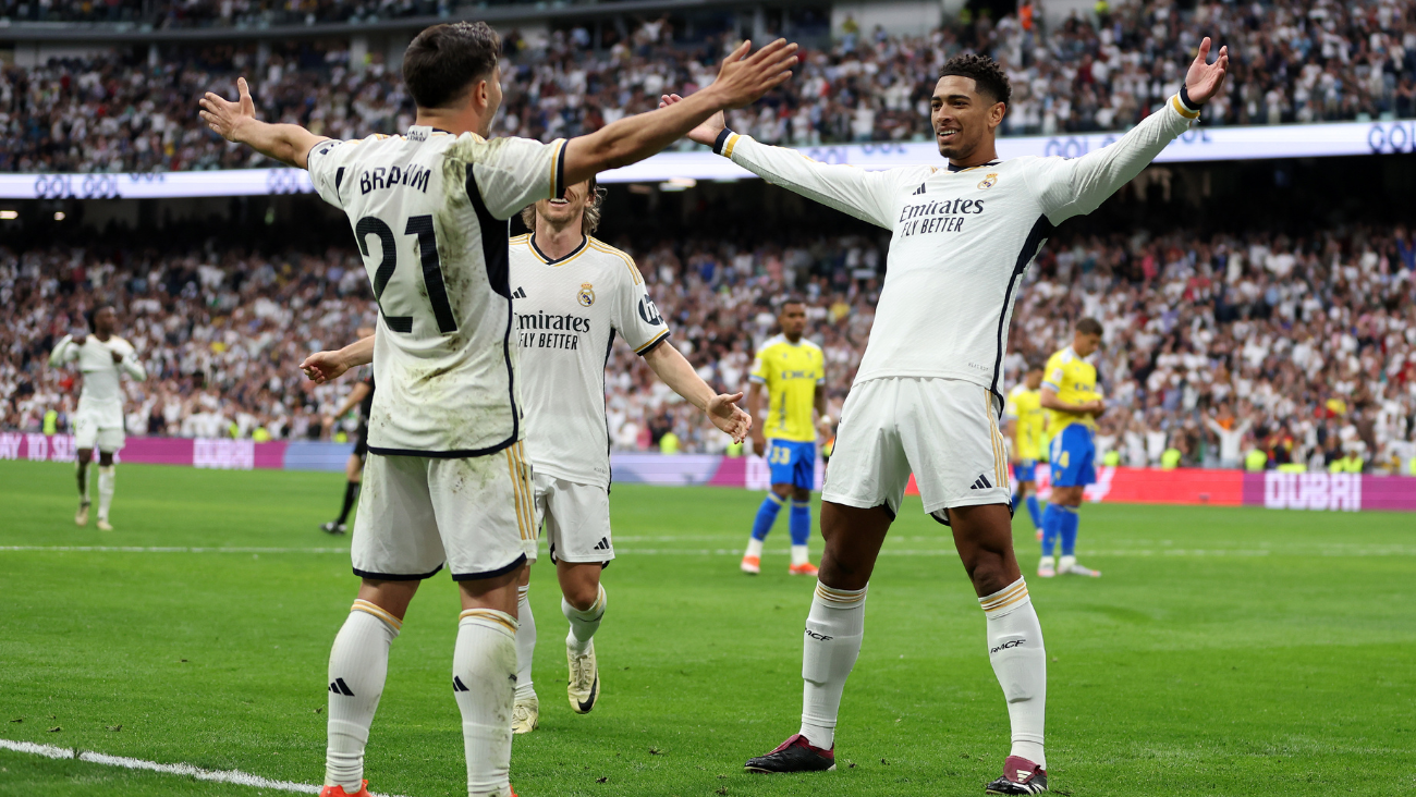 Jude Bellingham y Brahim Díaz en la victoria del Real Madrid ante el Cádiz en LaLiga