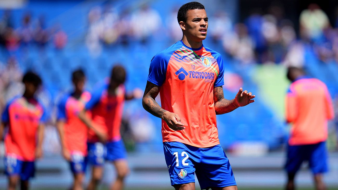 Mason Greenwood in a warm-up with Getafe