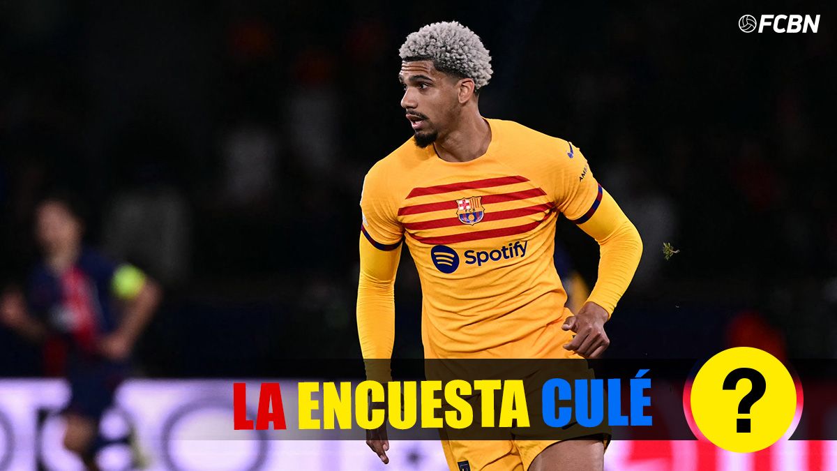Ronald Araújo durante un partido con el Barça