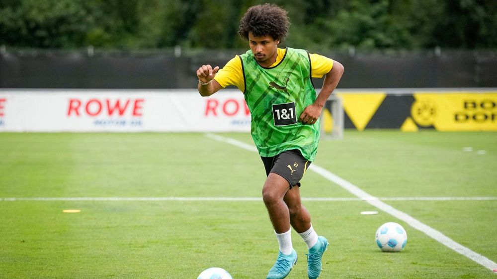 Karim Adeyemi in training with Borussia Dortmund