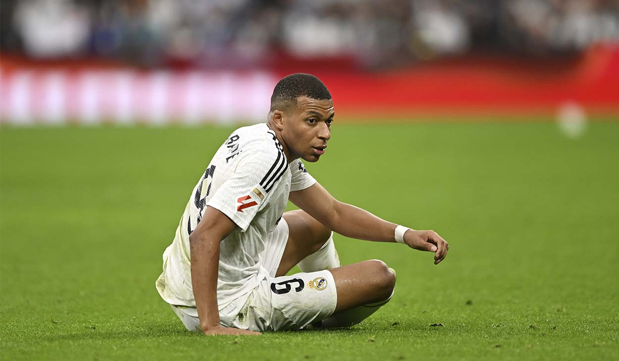 Kylian Mbappé en un partido con el Real Madrid