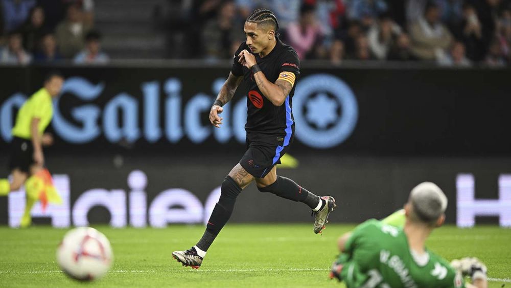 Raphinha celebrating his goal against Celta (2-2) Raphinha celebrating his goal against Celta (2-2)