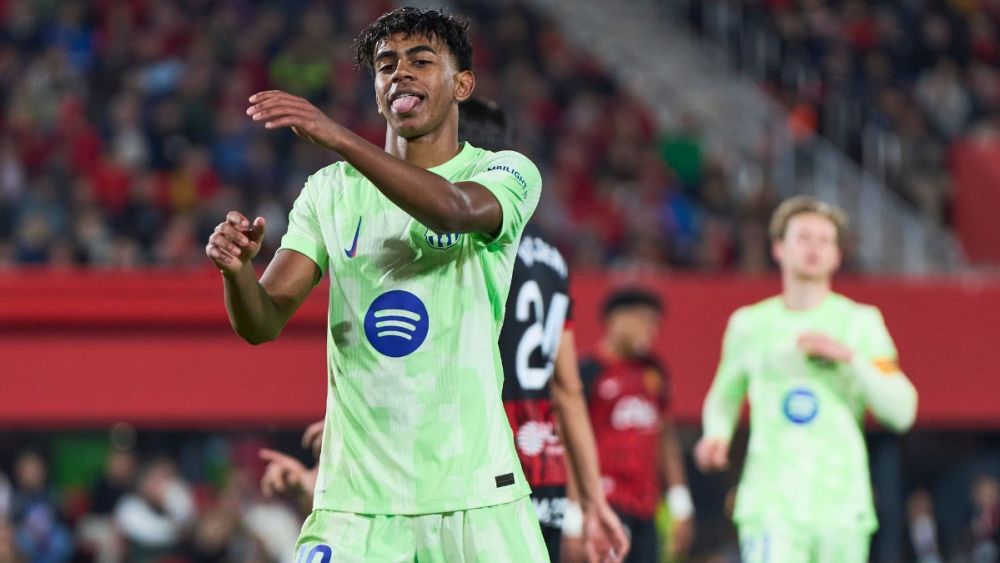 Lamine Yamal during the match between RCD Mallorca and Barça in LaLiga