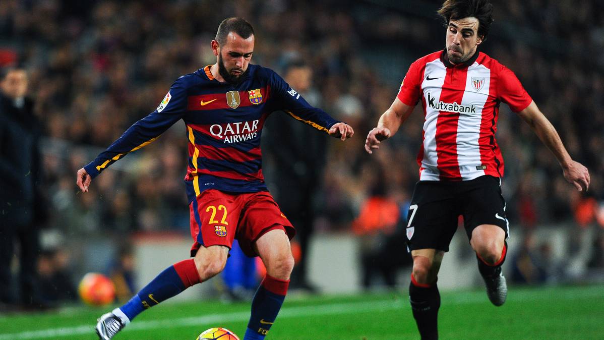 Aleix Vidal, in a confined offensive against the Athletic