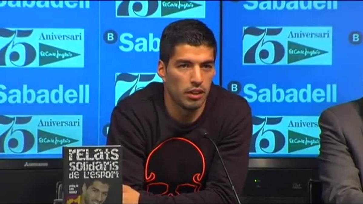 Capture of screen of the act solidario in which it participated Luis Suárez