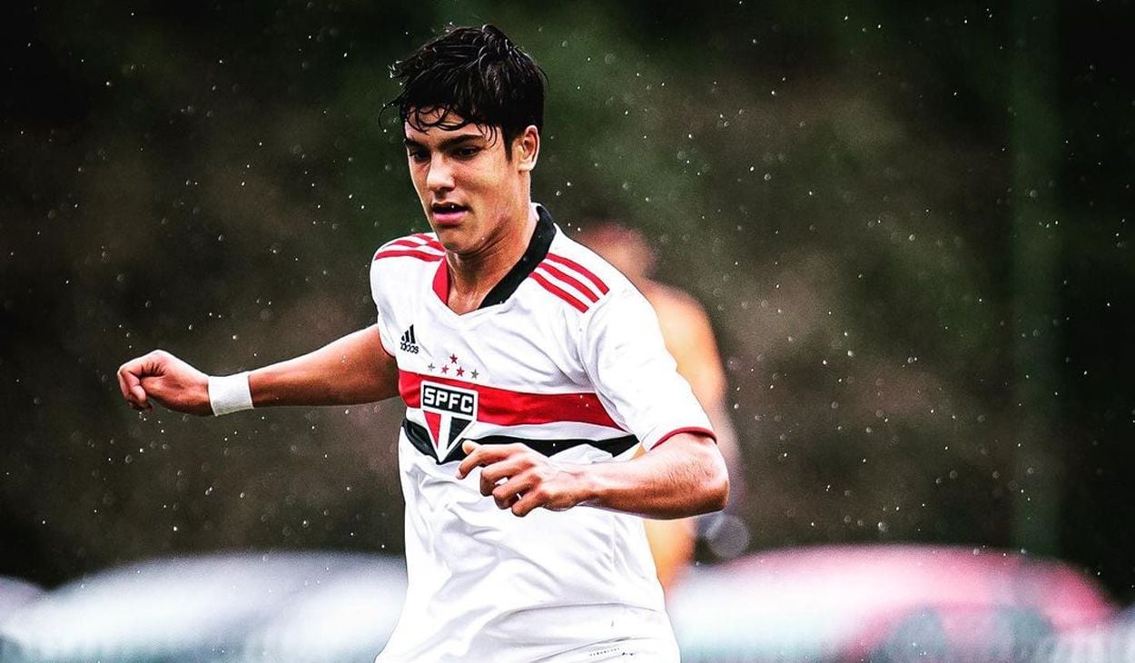 Nicolas Bosshardt en un partido con el filial Sub-16 del Sao Paulo