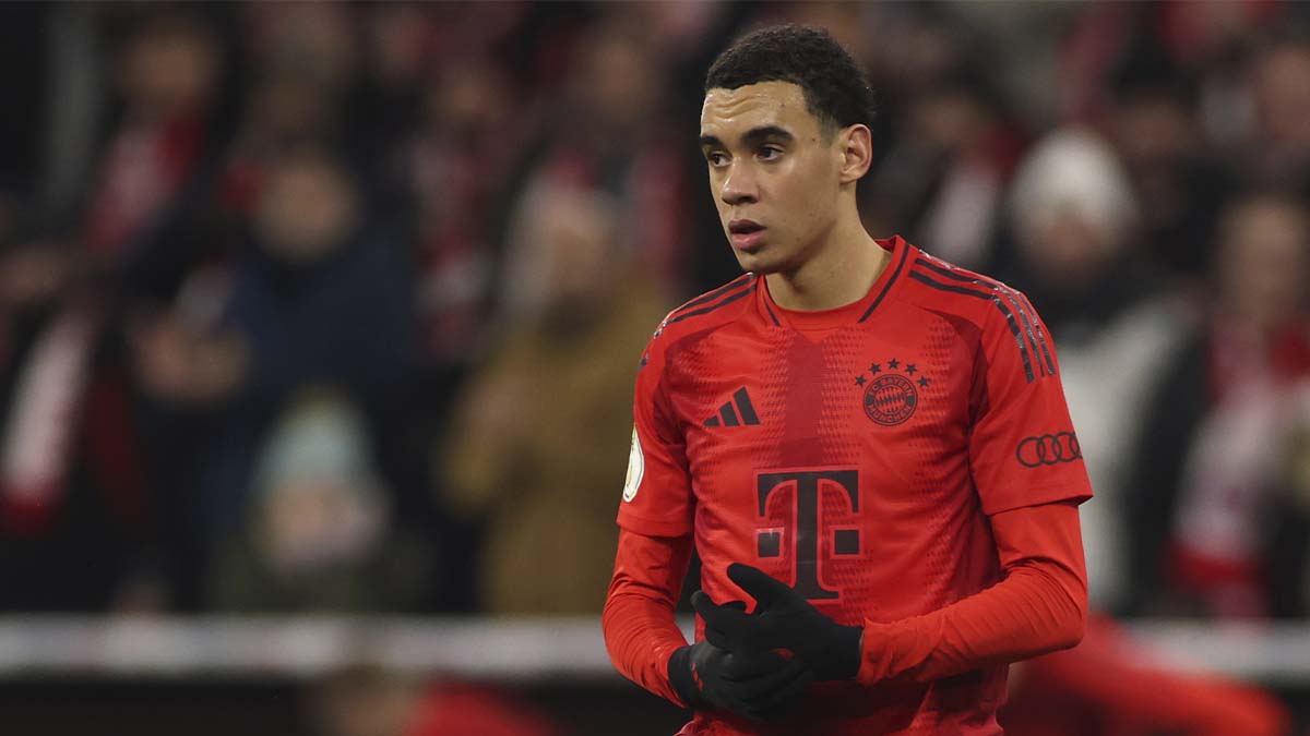 Jamal Musiala, in a match with Bayern