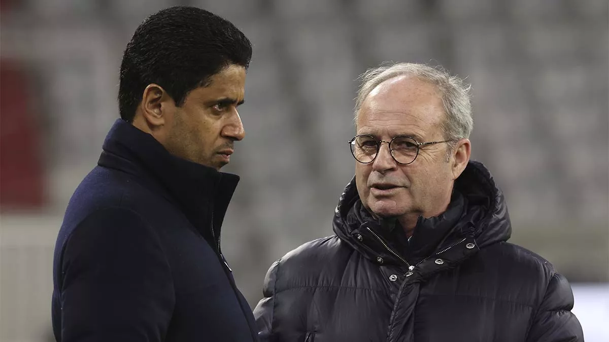 Nasser Al-Khelaïfi, junto al director deportivo del PSG, Luis Campos