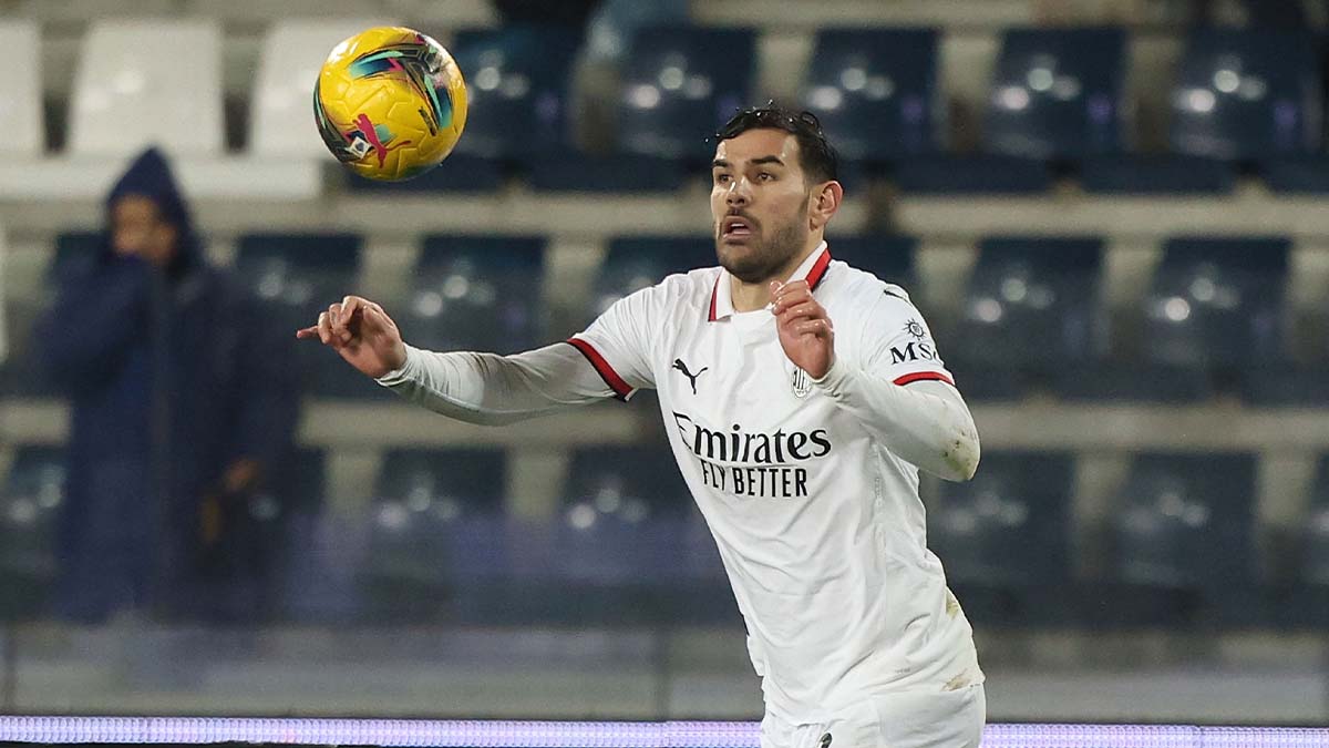 Theo Hernández, in a match with AC Milan