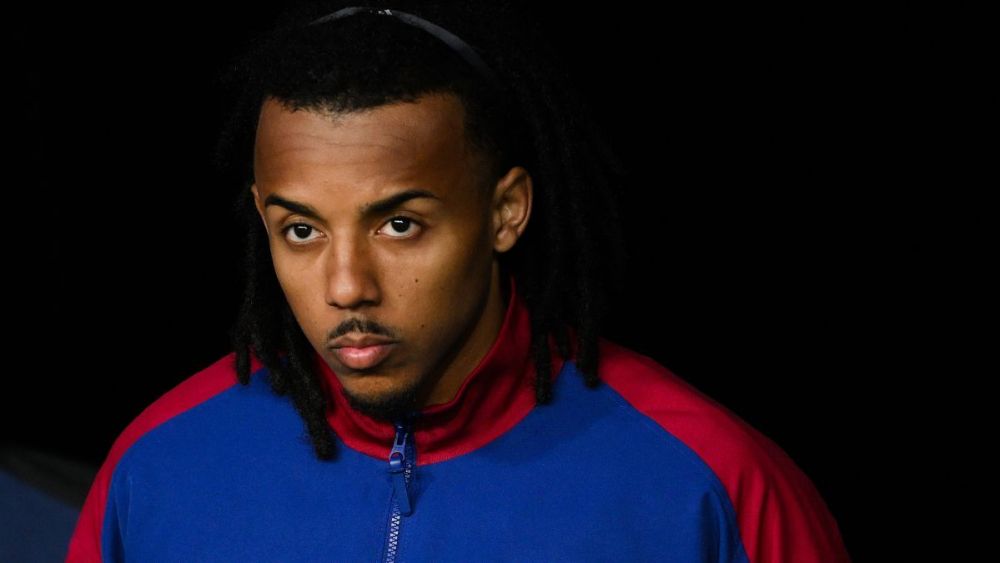 Jules Koundé con el Barcelona en la previa al partido ante el Inter de Milán en la UEFA Champions League Jules Koundé con el Barcelona en la previa al partido ante el Inter de Milán en la UEFA Champions League