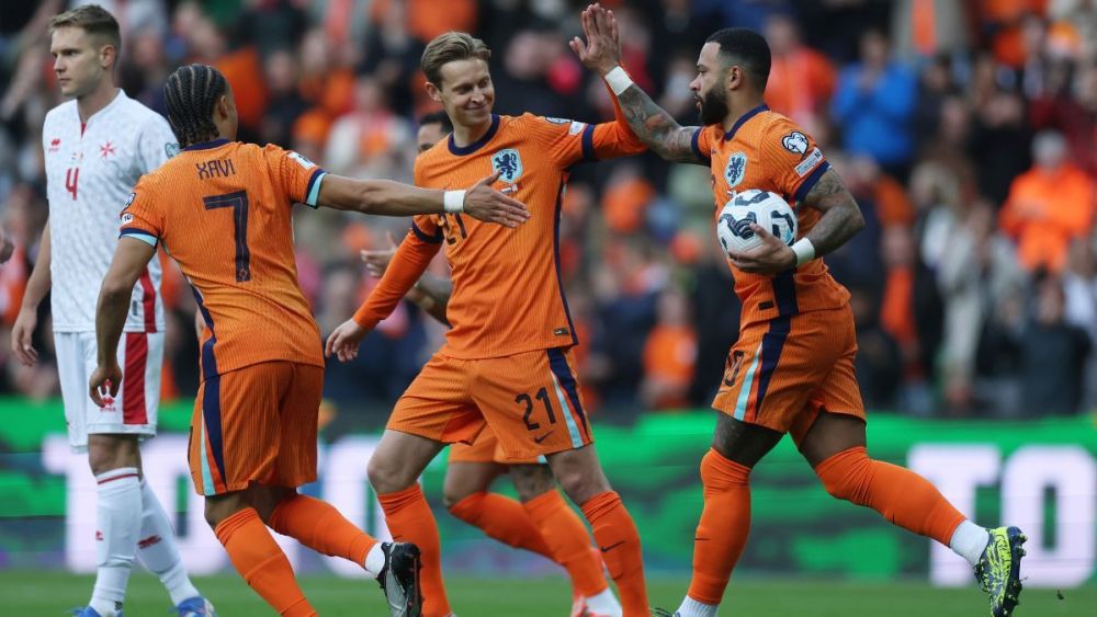 Frenkie de Jong en el duelo entre Países Bajos y Malta en los clasificatorios al Mundial 2026