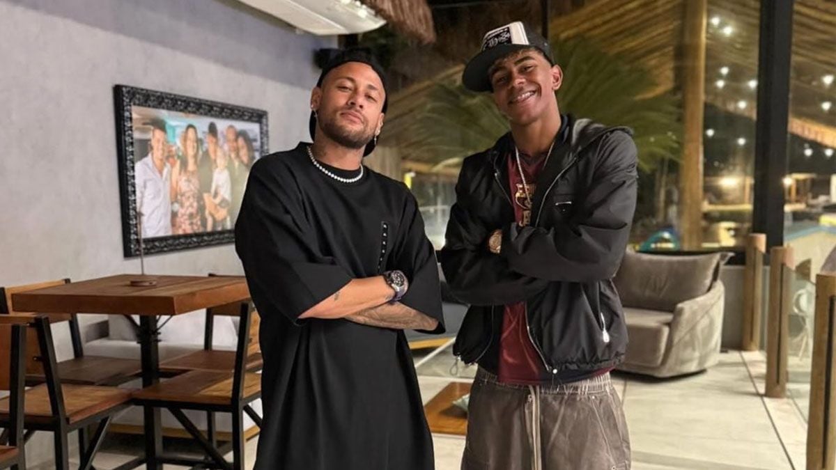 Lamine Yamal festeja con Neymar en Río: "Soltero y feliz"