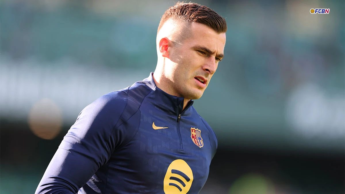 Iñaki Peña is still waiting for an offer to leave Barça