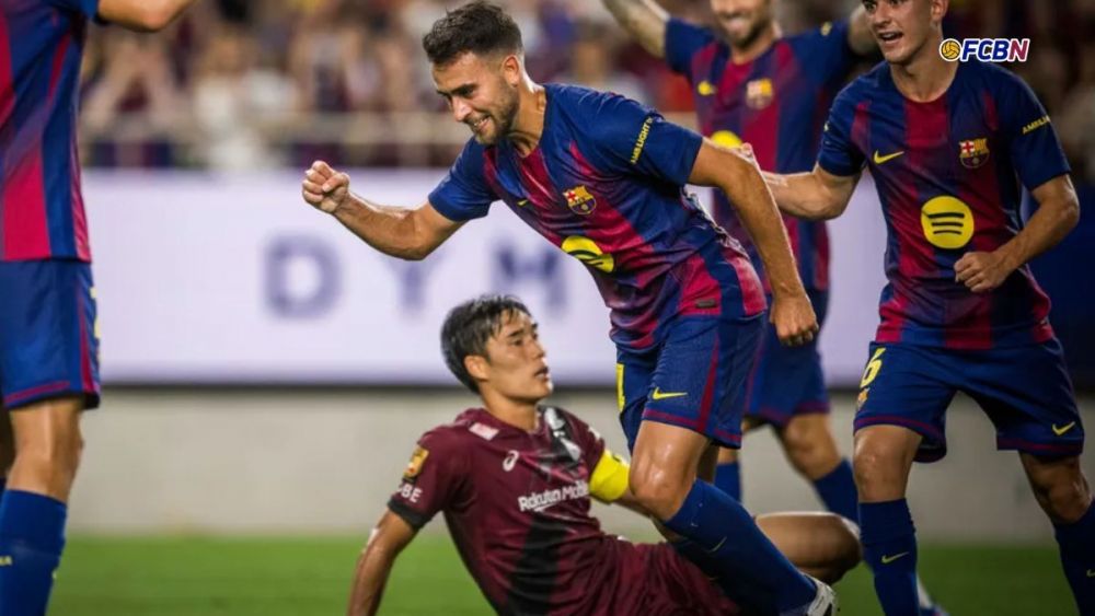 Eric García celebrating after scoring a goal in the match between Barcelona and Vissel Kobe