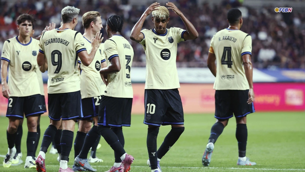 ¡Súper Lamine en Corea! Primer gol con el '10' del Barça ¡Súper Lamine en Corea! Primer gol con el '10' del Barça