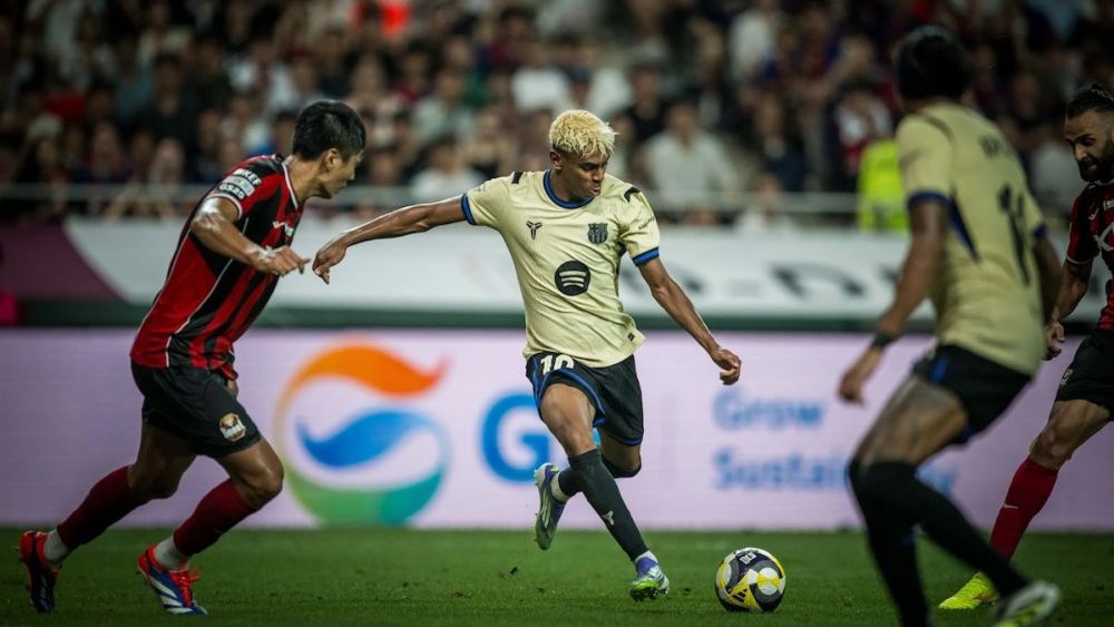 Lamine Yamal anota sus primeros dos golazos como '10' del Barcelona