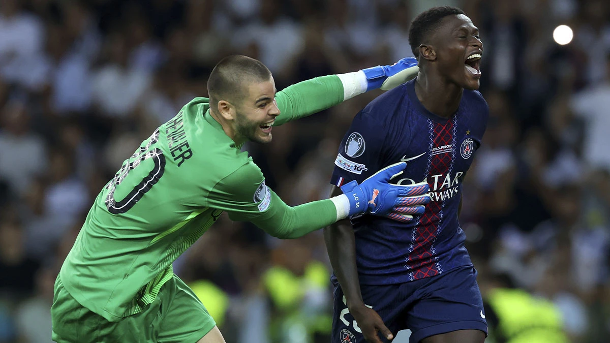 PSG comes from behind to win the European Super Cup on penalties against Tottenham