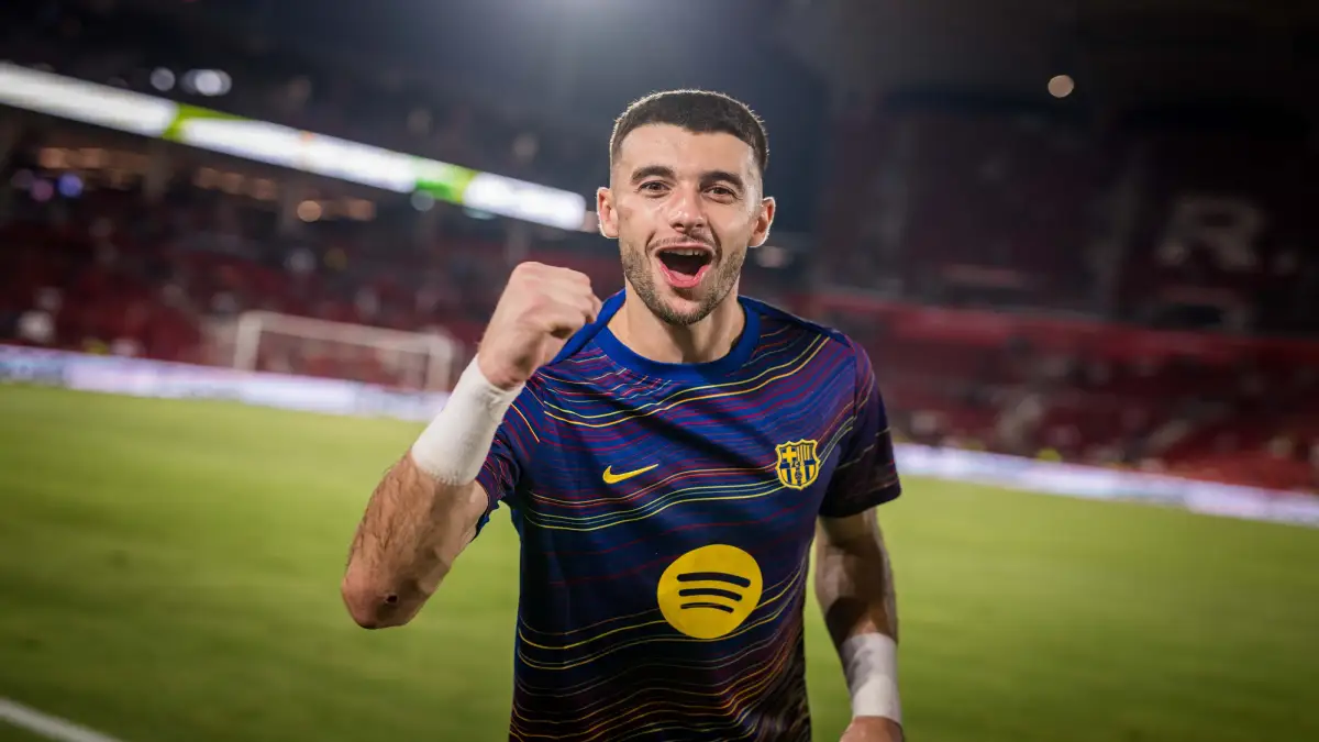 Joan García iguala un increíble récord en su debut con el Barça: ¡Descubre cuál!