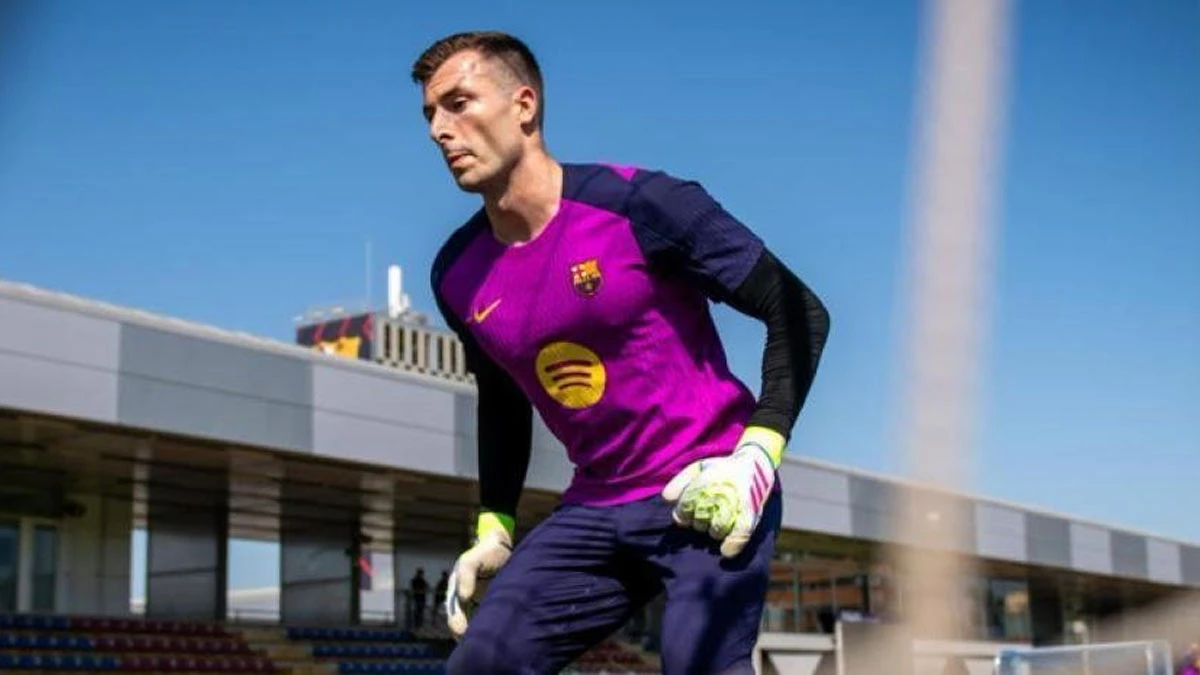Iñaki Peña condiciona su marcha al Elche: el Barça da luz verde a una cesión