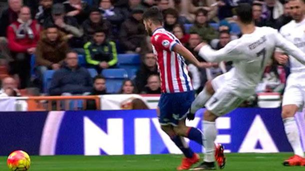 The Portuguese star of the real madrid never receives cards neither sanctions