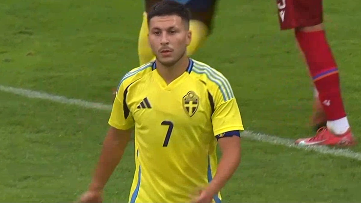 Roony Bardghji brilla con la Sub-21 de Suecia; Koundé recupera la titularidad con Francia