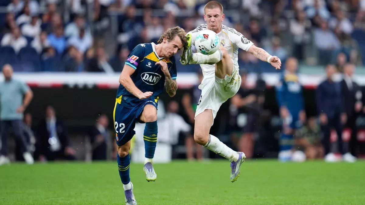 El VAR no expulsó a Mastantuono tras una dura entrada a Romero en el Madrid Espanyol