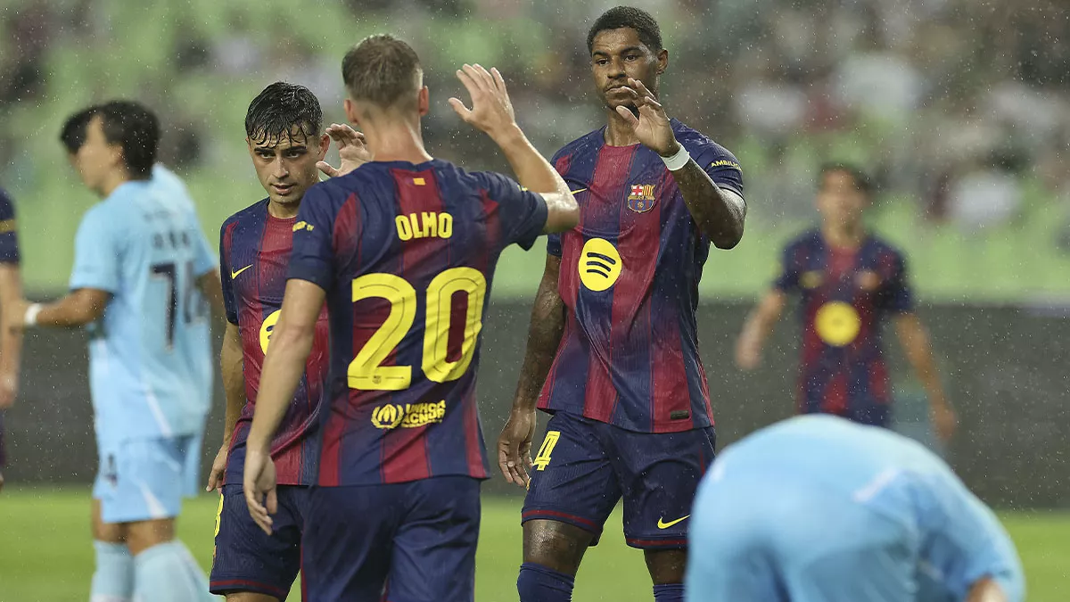 Flick lo hace de nuevo: Rashford suplente, Olmo titular contra Getafe