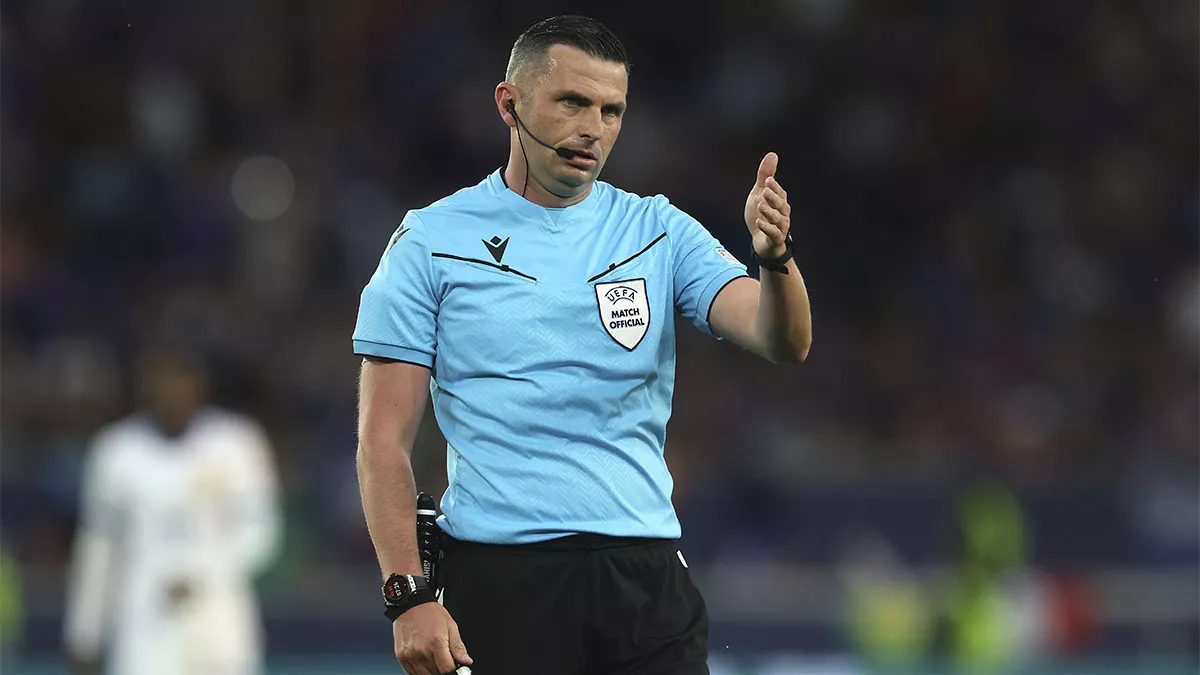 Michael Oliver: un viejo 'amigo' del Real Madrid pitará el Barça-PSG de Champions