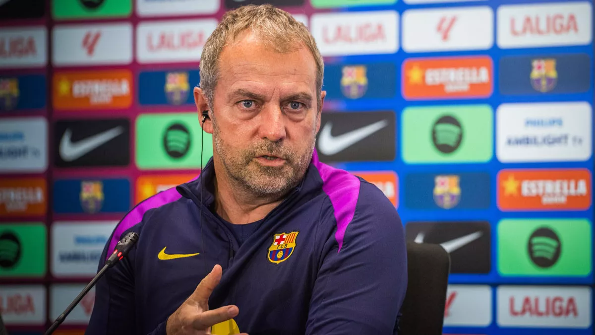 Flick estalla por los rumores de indisciplina de Lamine y defiende a Lewandowski por su lesión