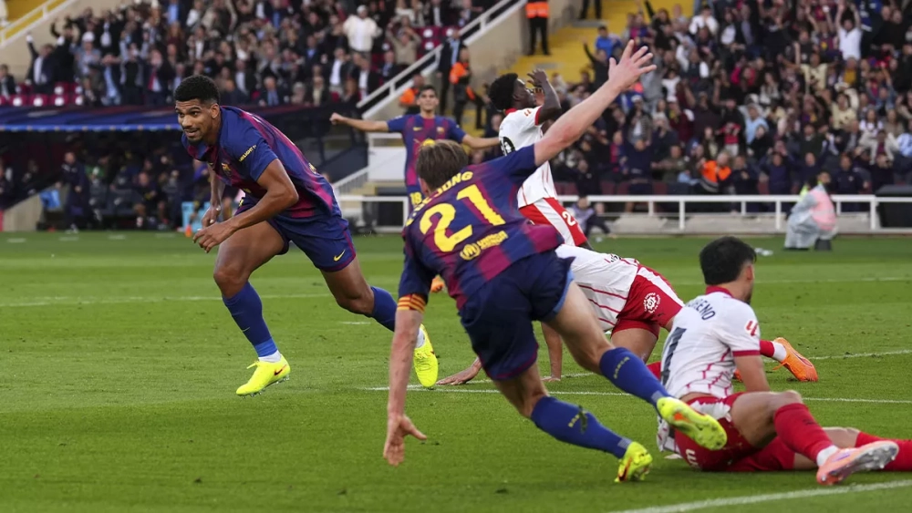 Barcelona 2-1 Girona: Ronald Araujo devuelve a los de Flick a la cima de LaLiga