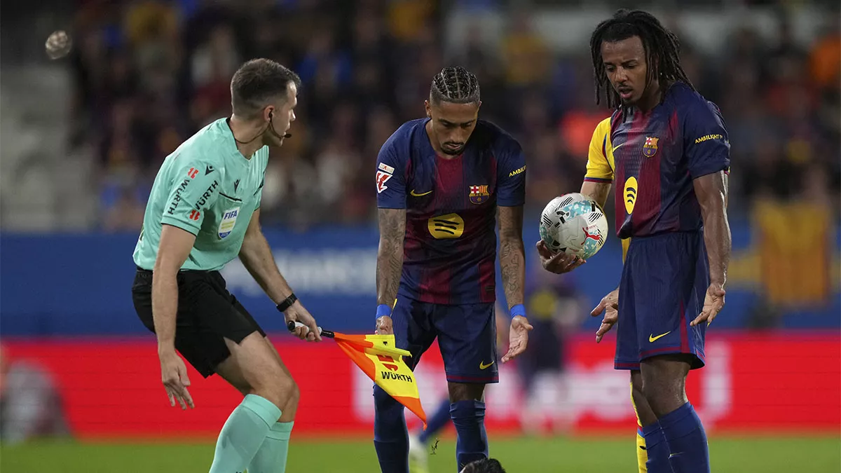 El Barça en aprietos: Raphinha recae de su lesión; Koundé también es duda para el Clásico