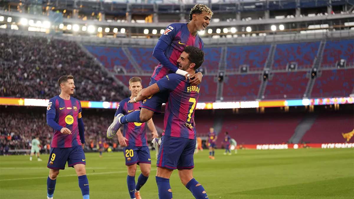 Clasificación LaLiga 25/26 J13: ¡el Barça recupera el liderato!