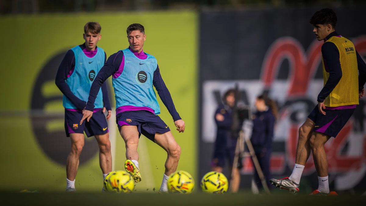 Lewandowski is doubtful for Barça's Copa del Rey debut Lewandowski is doubtful for Barça's Copa del Rey debut