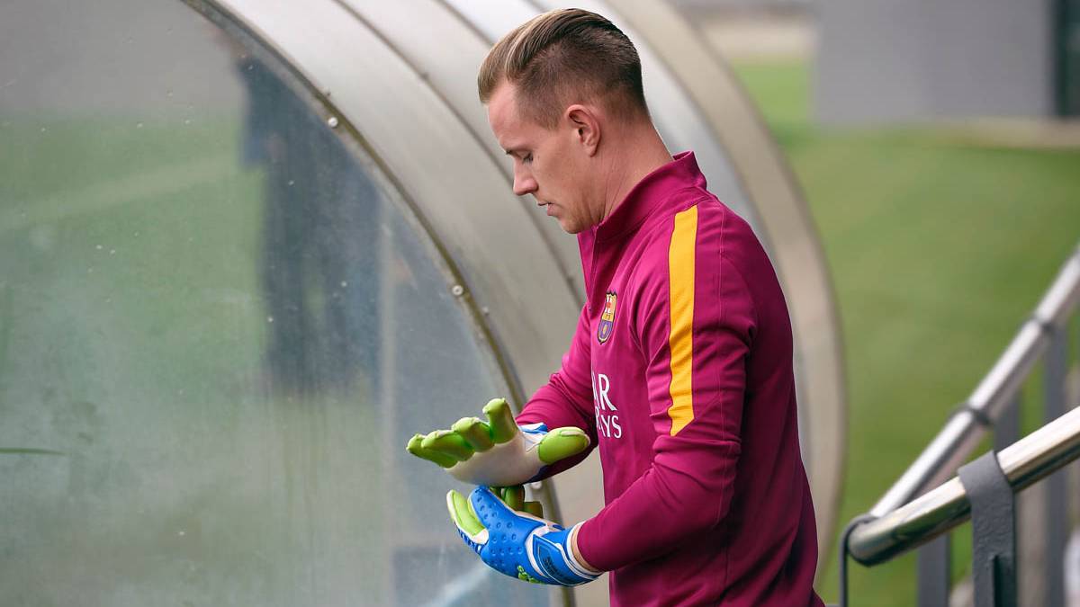 Marc-André Ter Stegen, before training in an image of archive