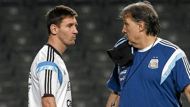 El seleccionador de argentina asegura que es muy difícil ser messi