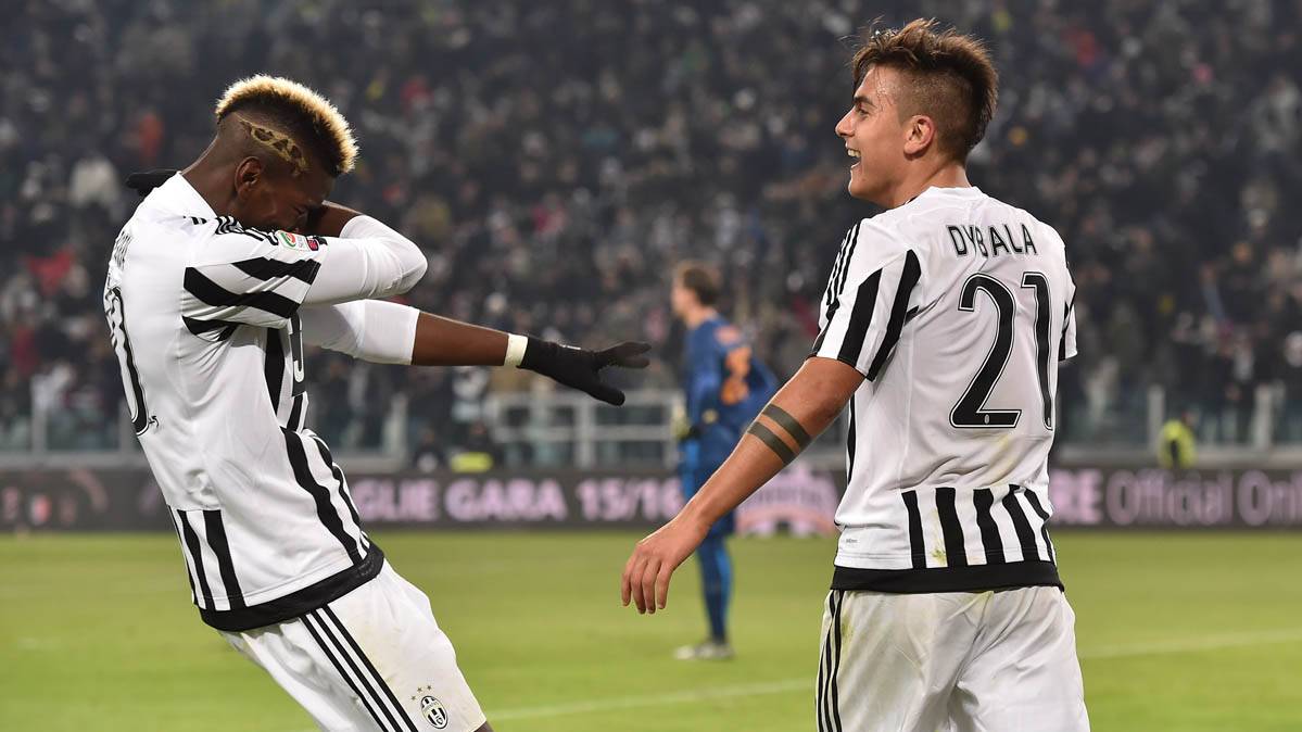 Dybala And Pogba, celebrating a goal with the Juventus